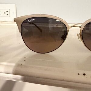 Maui Jim Women's Light Beige Cat-Eye Sunglasses with Brown Gradient Lenses